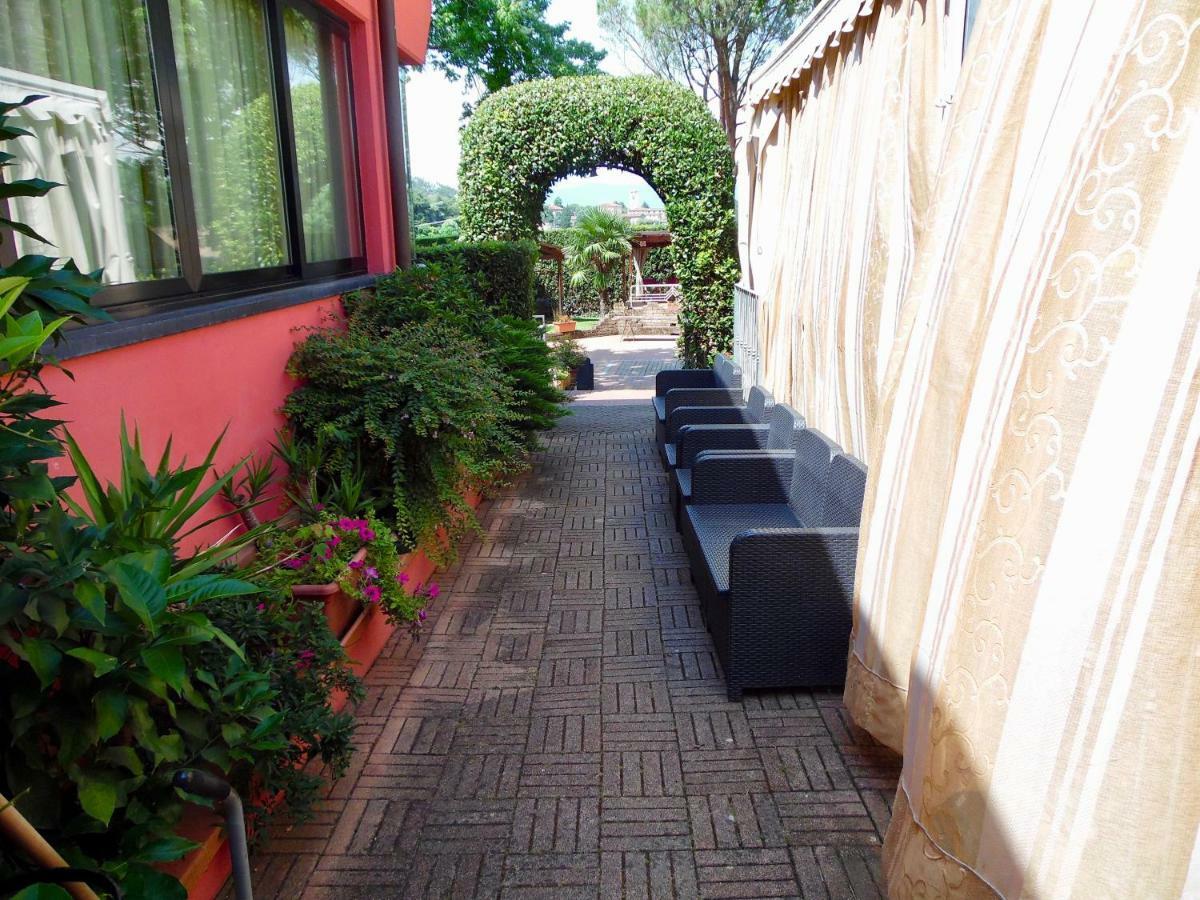 Al Borgo Bed and Breakfast Lucca Eksteriør billede